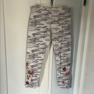 Johnny Was Gray Camo Leggings with Floral Embroidery